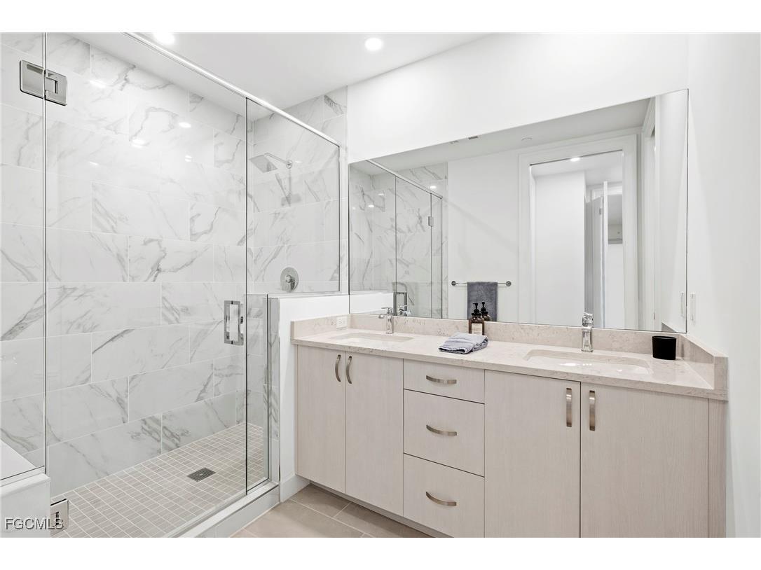 1125 Central Avenue #463 Naples FL 34102 2025003854 image15