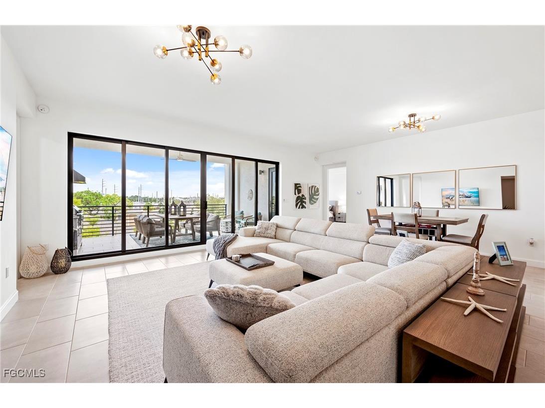 1125 Central Avenue #463 Naples FL 34102 2025003854 image2