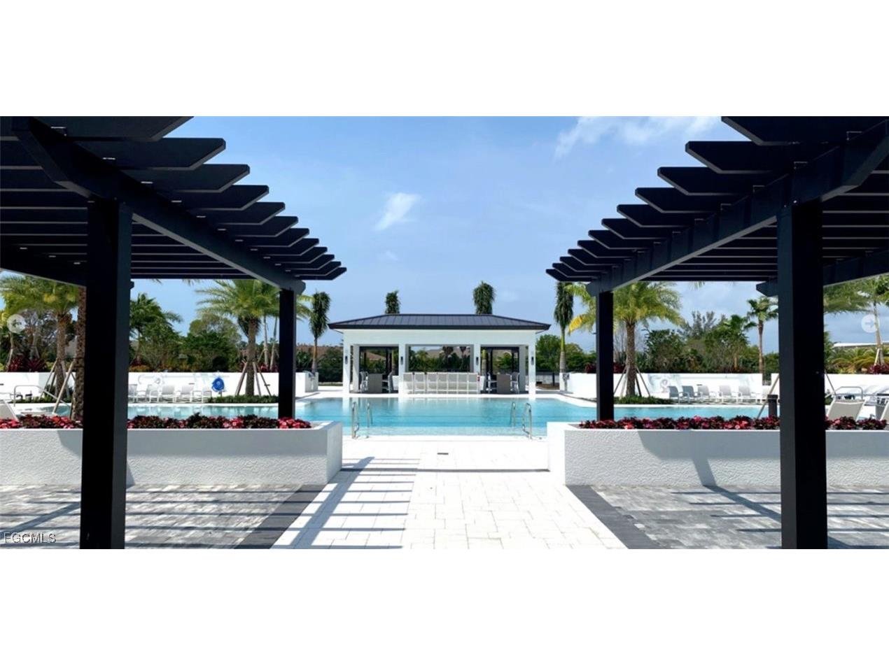 1125 Central Avenue #463 Naples FL 34102 2025003854 image40