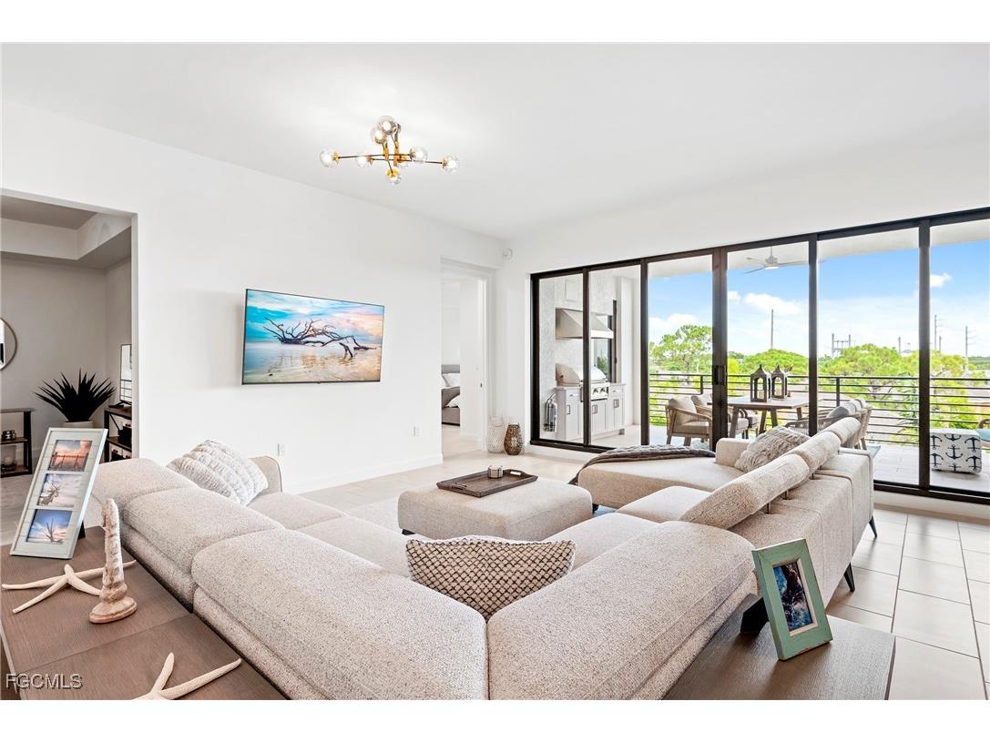 1125 Central Avenue #463 Naples FL 34102 2026001155 image2