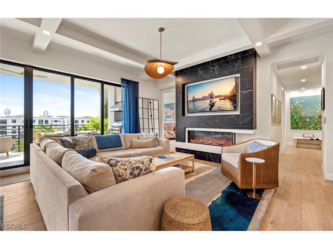 1125 Central Avenue #560 Naples FL 34102 2026010351 image1