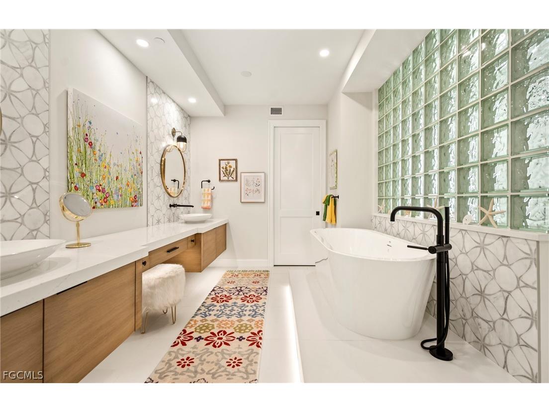 1125 Central Avenue #560 Naples FL 34102 2026010351 image25