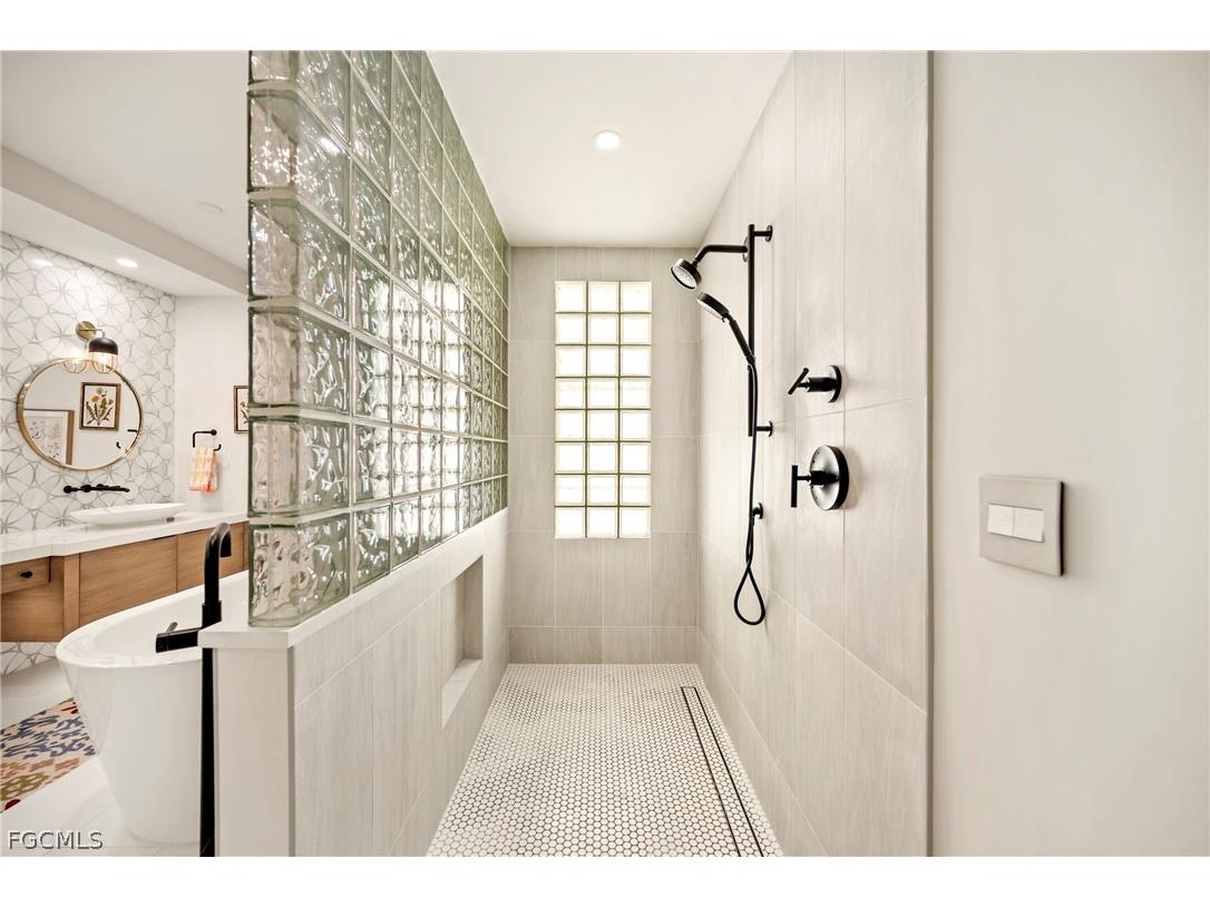 1125 Central Avenue #560 Naples FL 34102 2026010351 image29