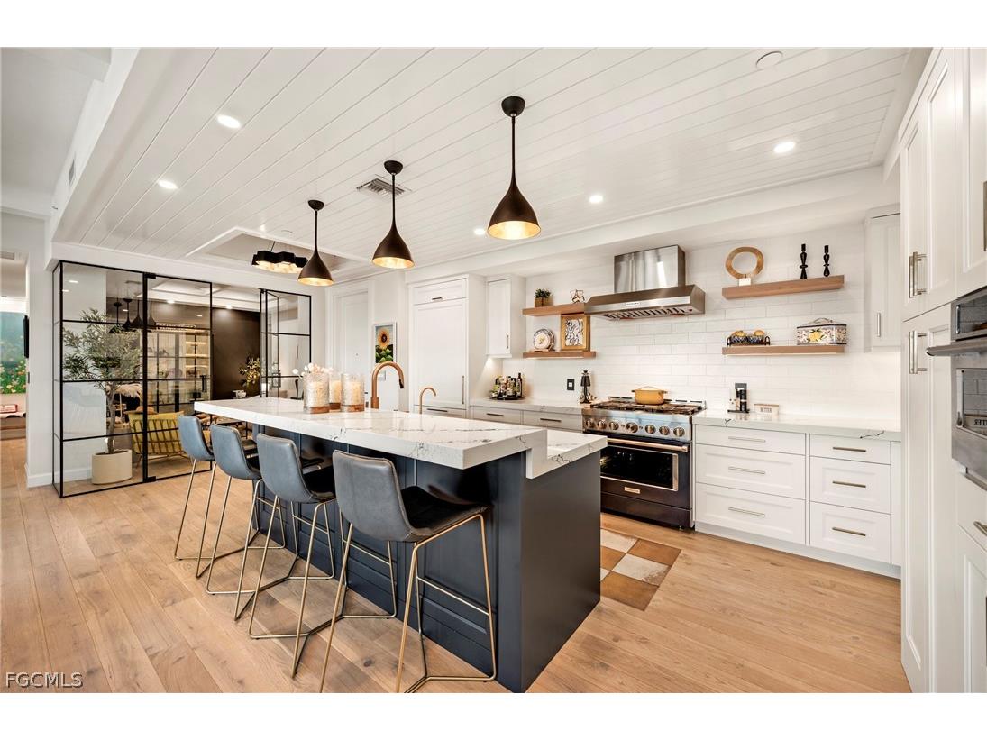 1125 Central Avenue #560 Naples FL 34102 2026010351 image5
