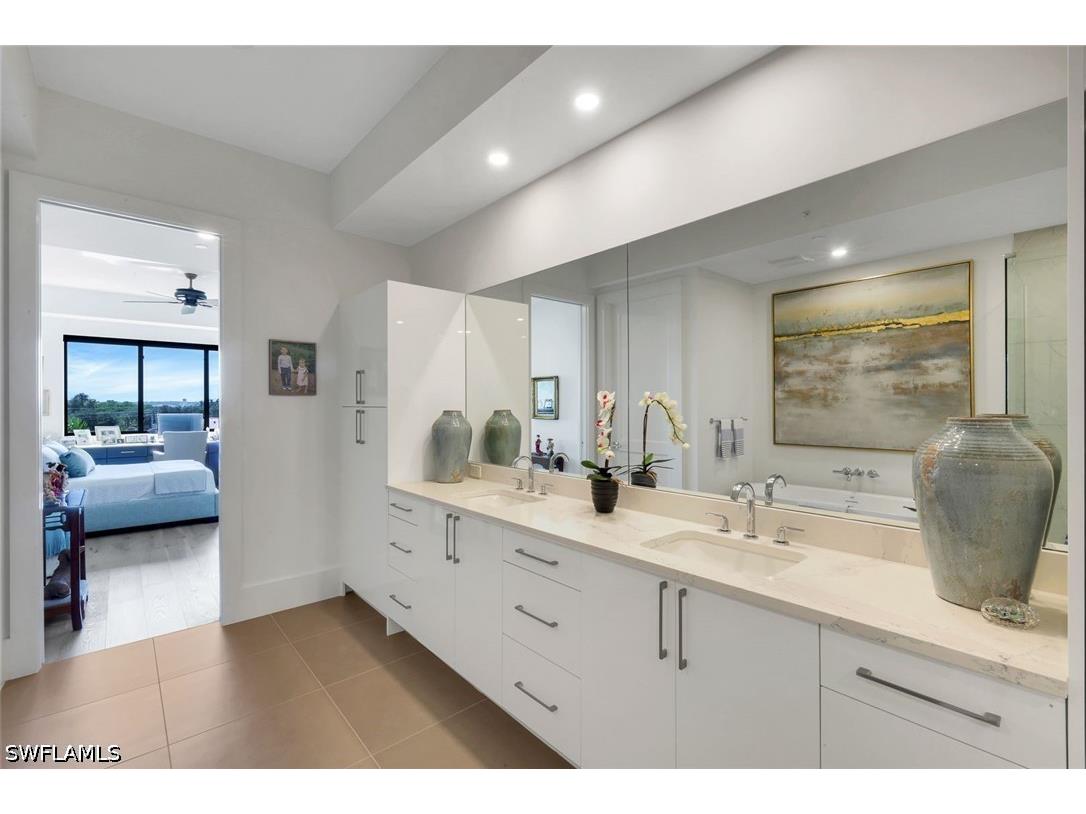 1125 Central Avenue #571 Naples FL 34102 226023600 image17