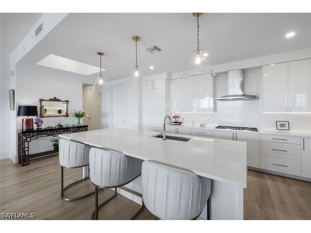 1125 Central Avenue #571 Naples FL 34102 226023600 image5