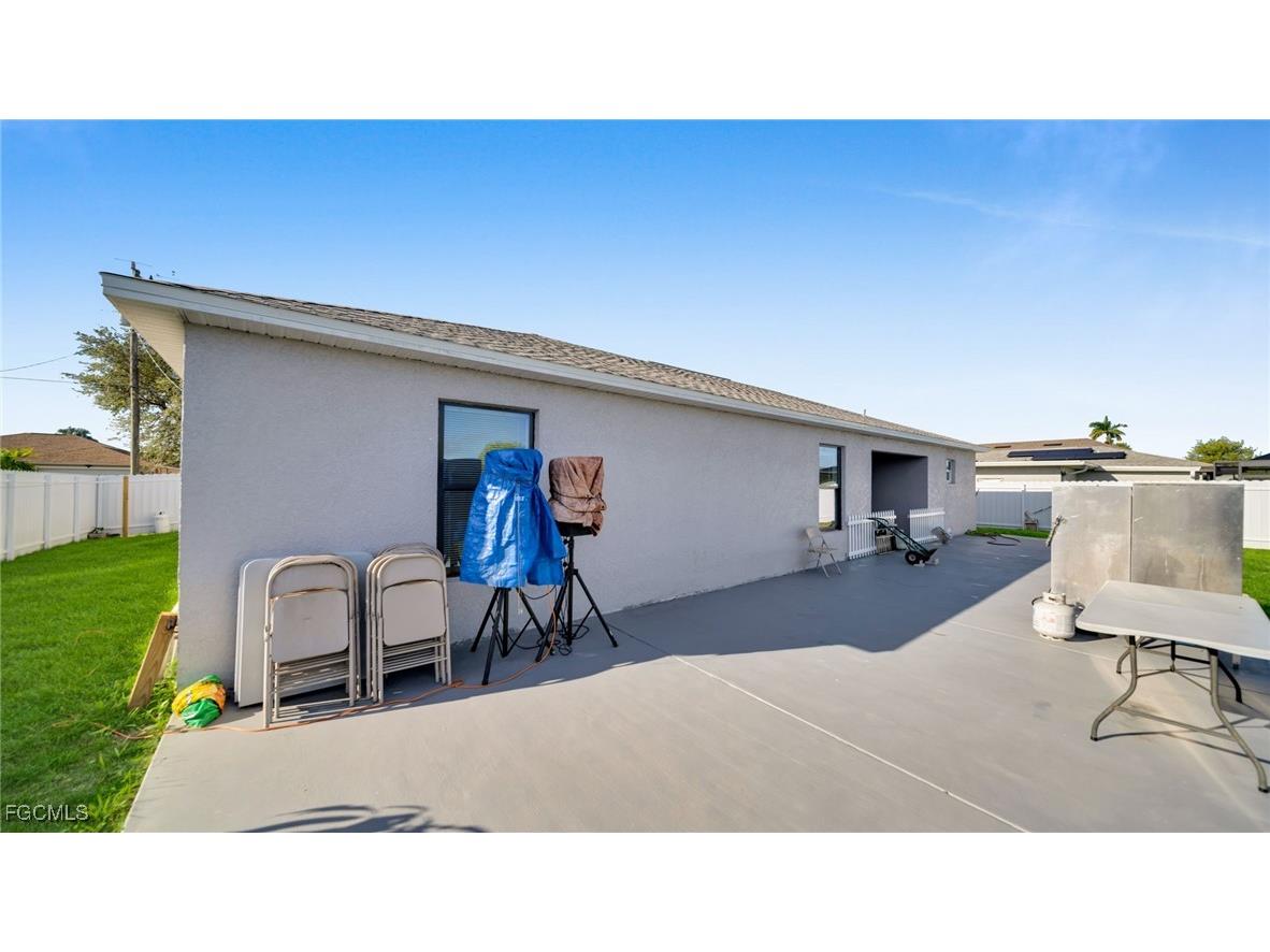 1125 NE 11th Terrace Cape Coral FL 33909 2025013995 image23