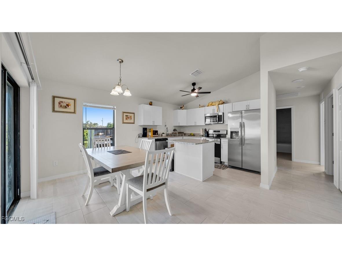 1125 NE 11th Terrace Cape Coral FL 33909 2025013995 image6