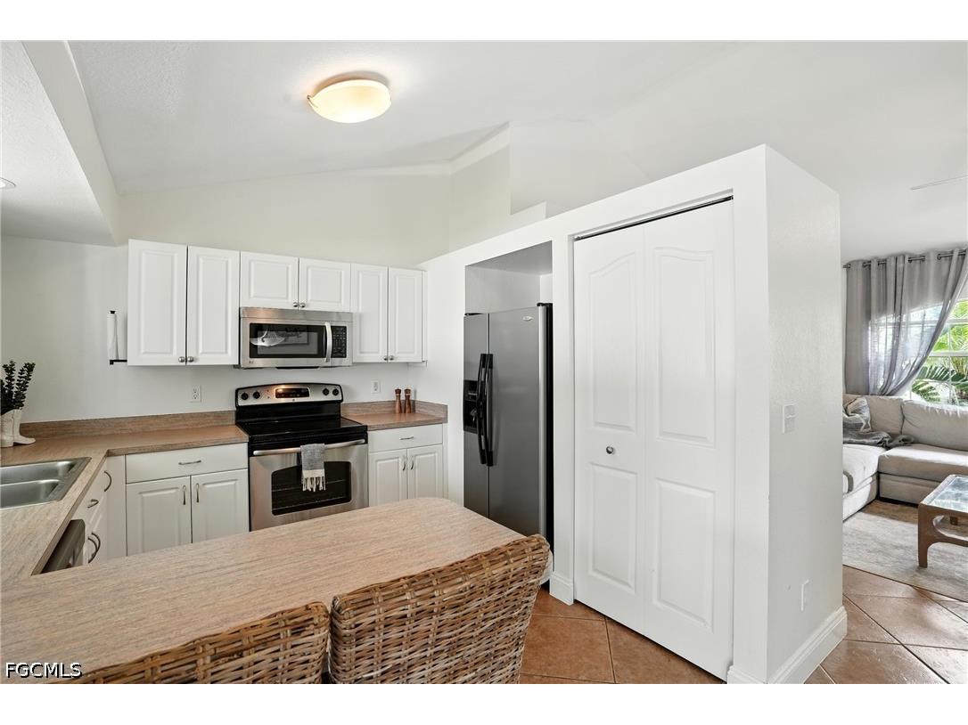 1125 SW 44th Terrace Cape Coral FL 33914 2026030148 image11