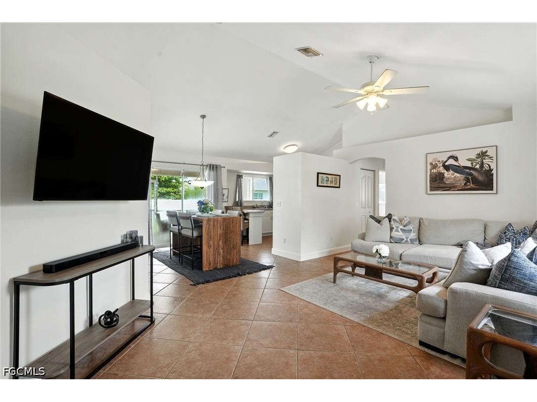 1125 SW 44th Terrace Cape Coral FL 33914 2026030148 image4