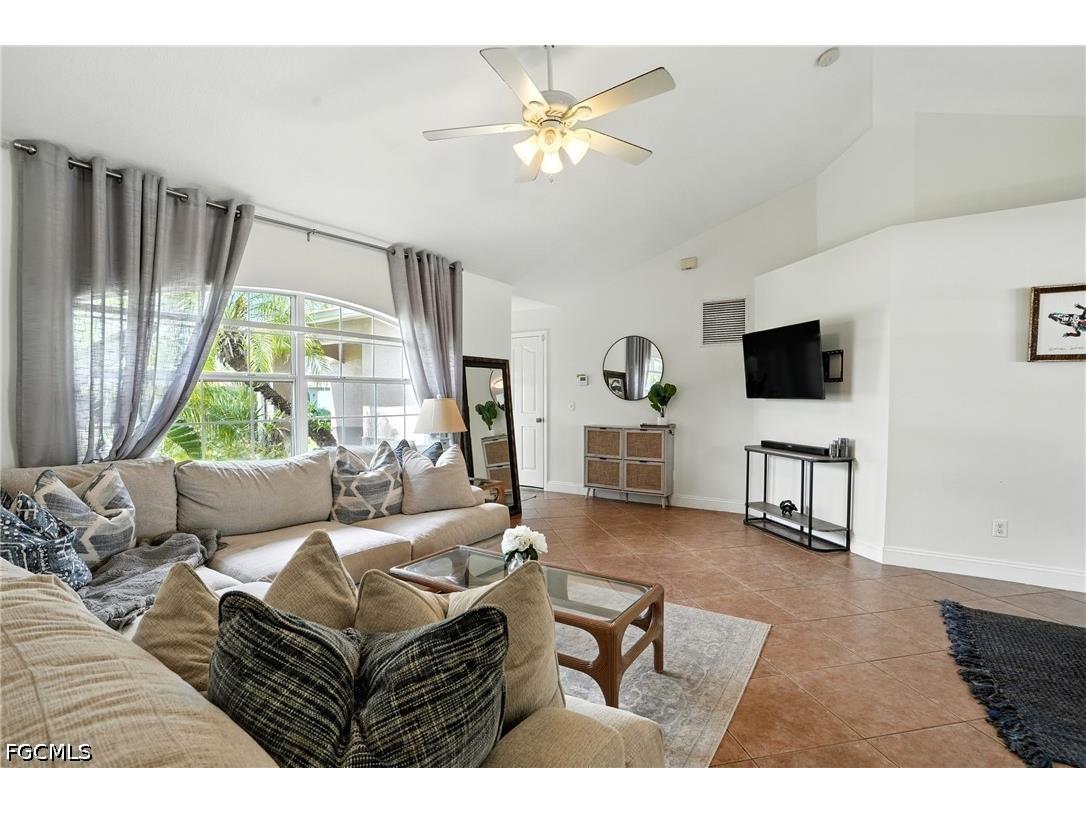 1125 SW 44th Terrace Cape Coral FL 33914 2026030148 image6
