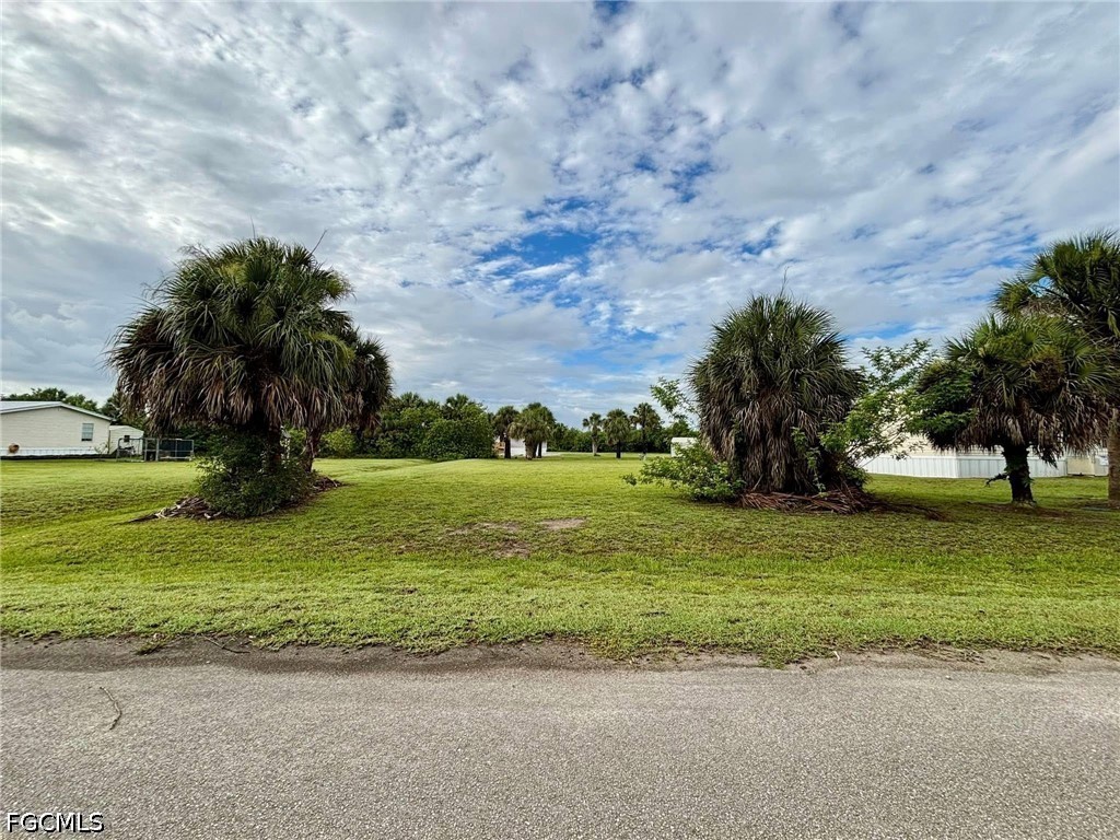 1125 W Miller Drive Moore Haven FL 33471 2026021912 image1