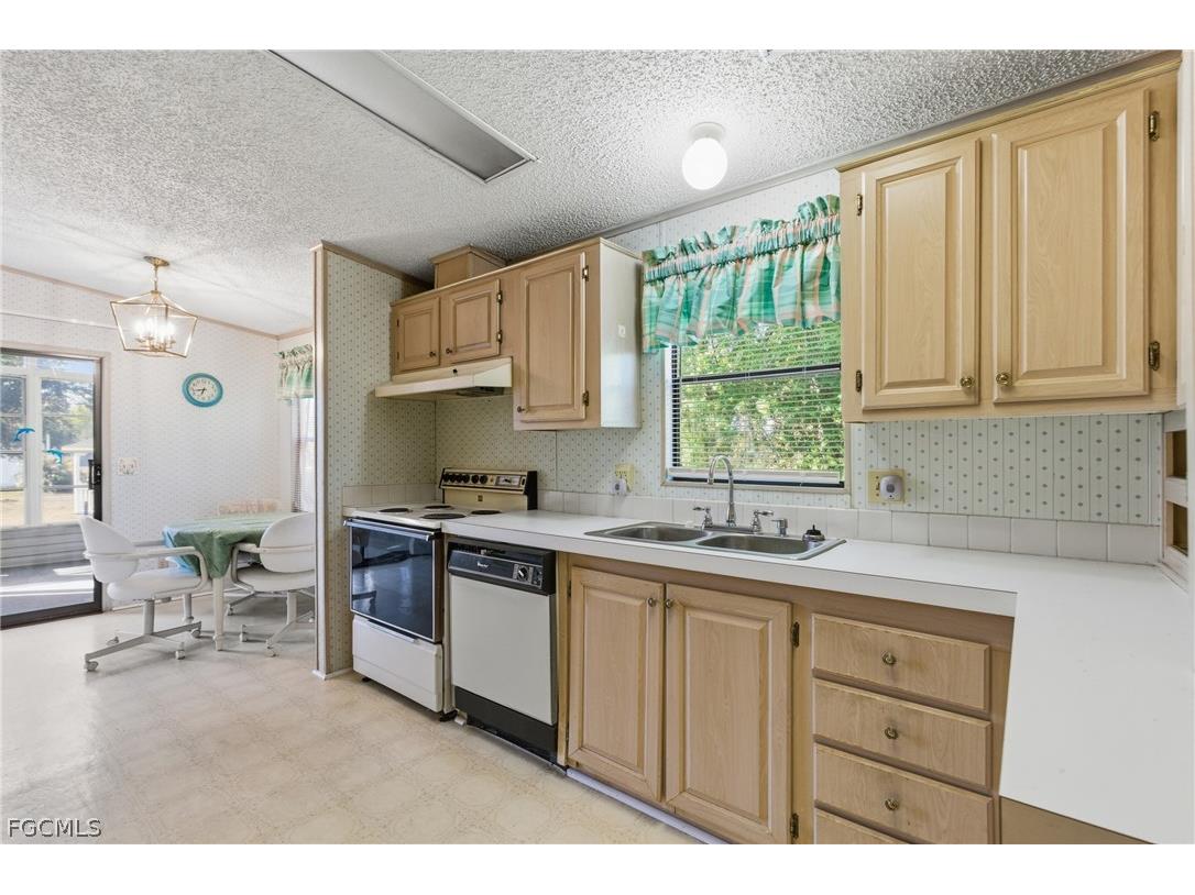 11250 Stringfellow Road Bokeelia FL 33922 2026010926 image16