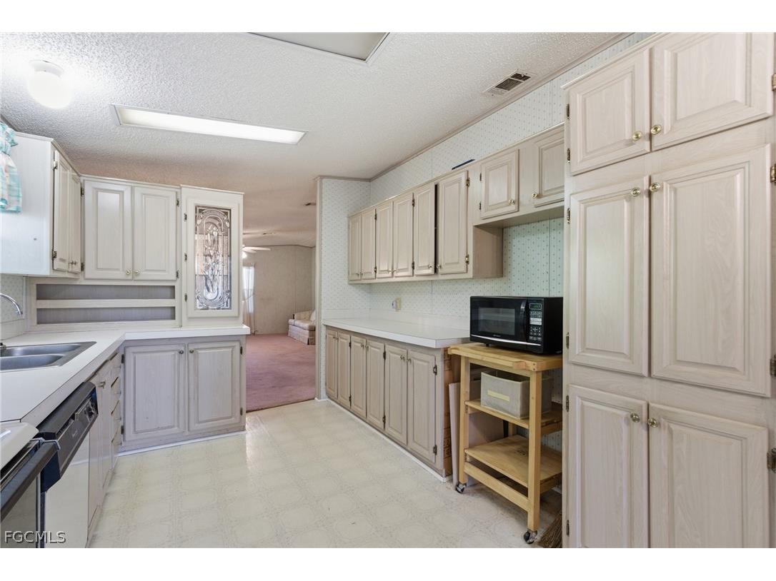 11250 Stringfellow Road Bokeelia FL 33922 2026010926 image18