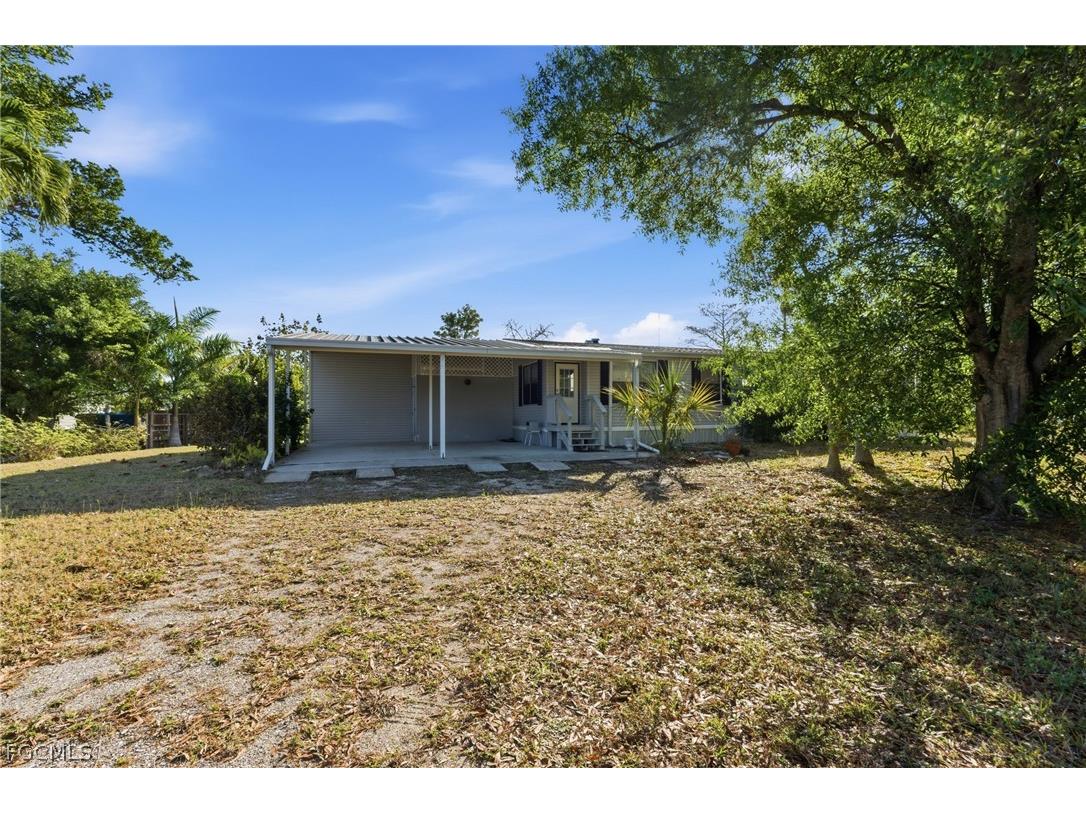 11250 Stringfellow Road Bokeelia FL 33922 2026010926 image4
