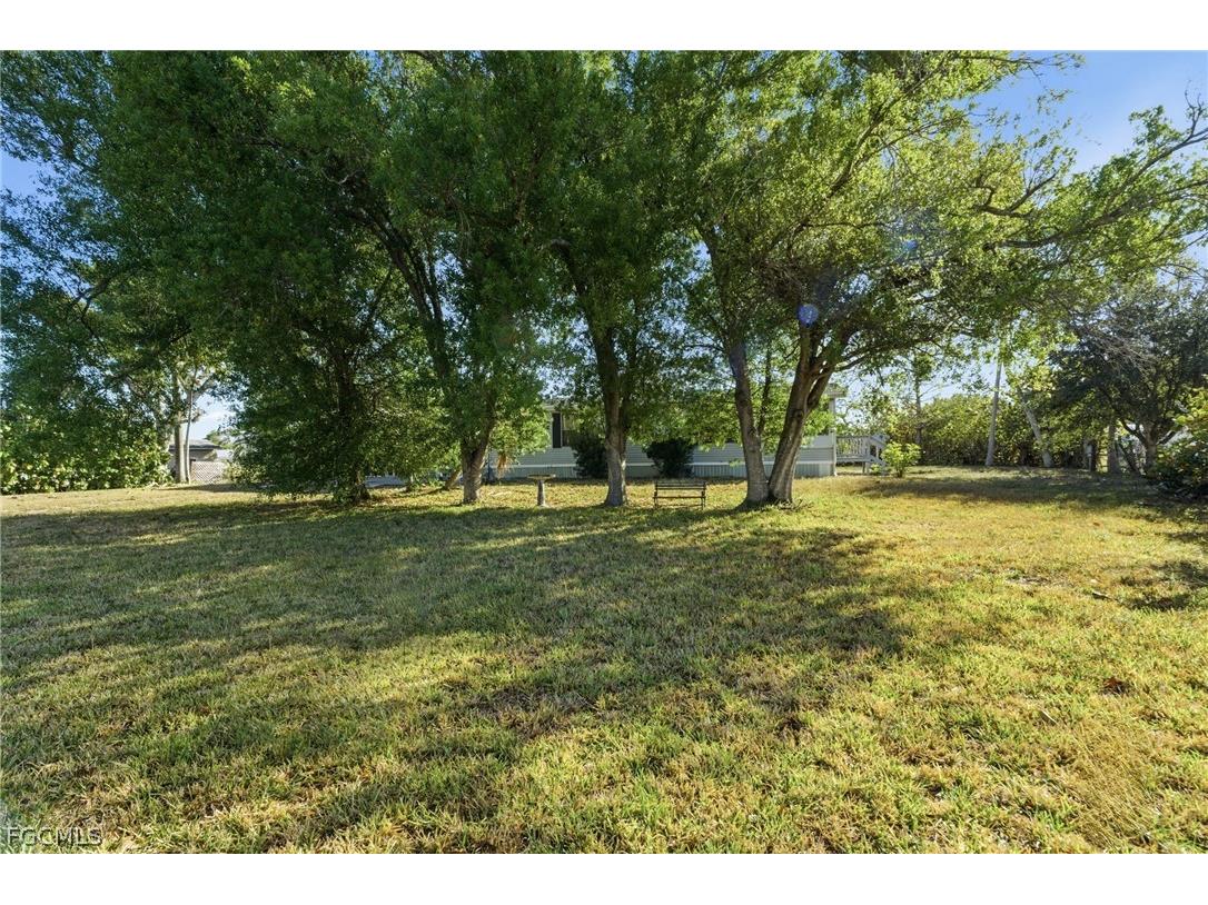 11250 Stringfellow Road Bokeelia FL 33922 2026010926 image5