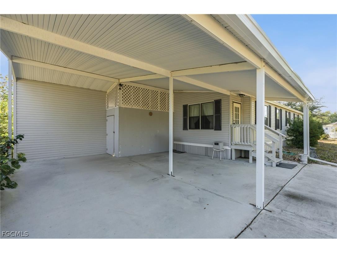 11250 Stringfellow Road Bokeelia FL 33922 2026010926 image7