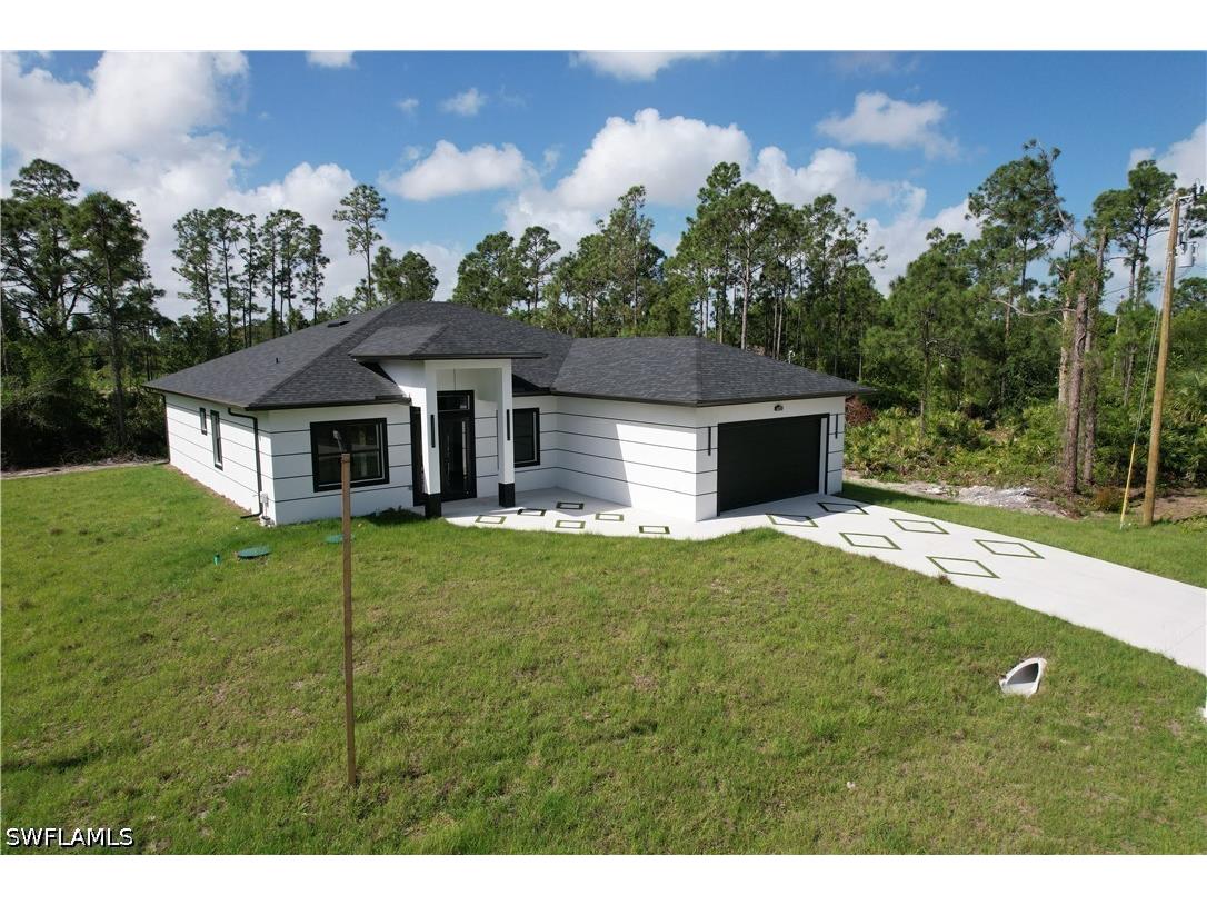 1126 Crestwood Street E Lehigh Acres FL 33974 226015409 image2