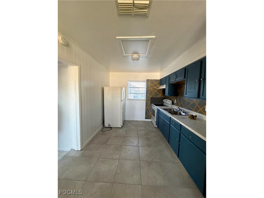 1126 Florida Avenue Clewiston FL 33440 2026002410 image3