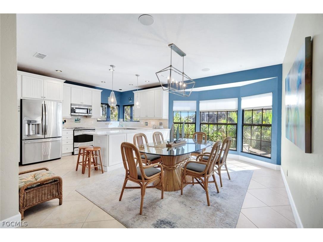 1126 Harbour Cottage Court Sanibel FL 33957 2026006743 image11