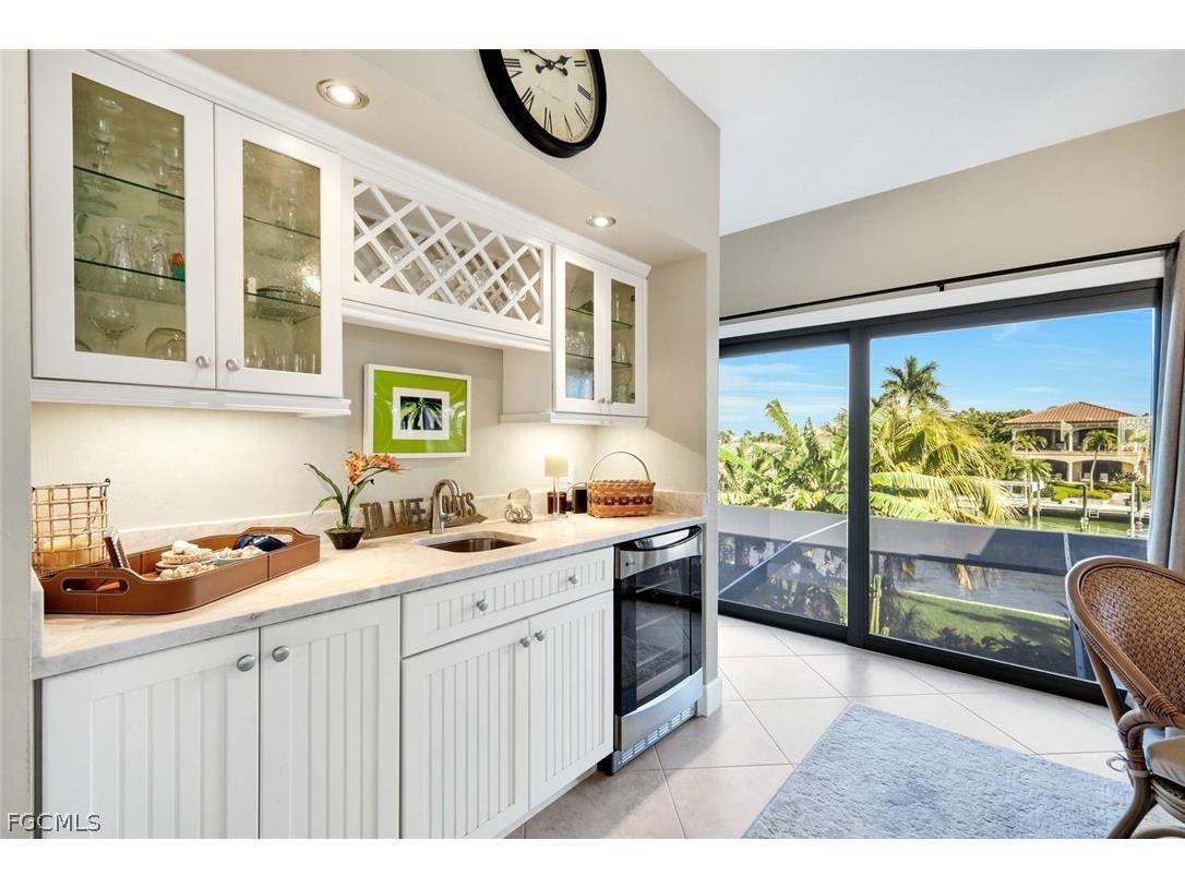 1126 Harbour Cottage Court Sanibel FL 33957 2026006743 image17