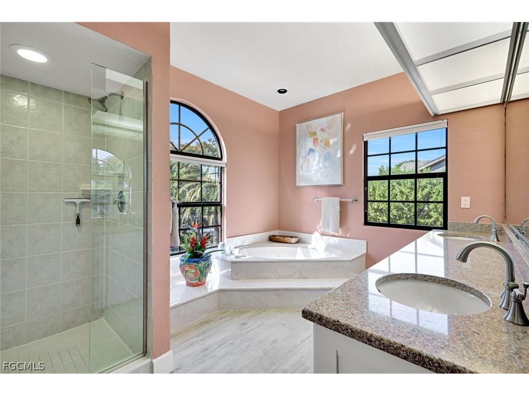 1126 Harbour Cottage Court Sanibel FL 33957 2026006743 image21