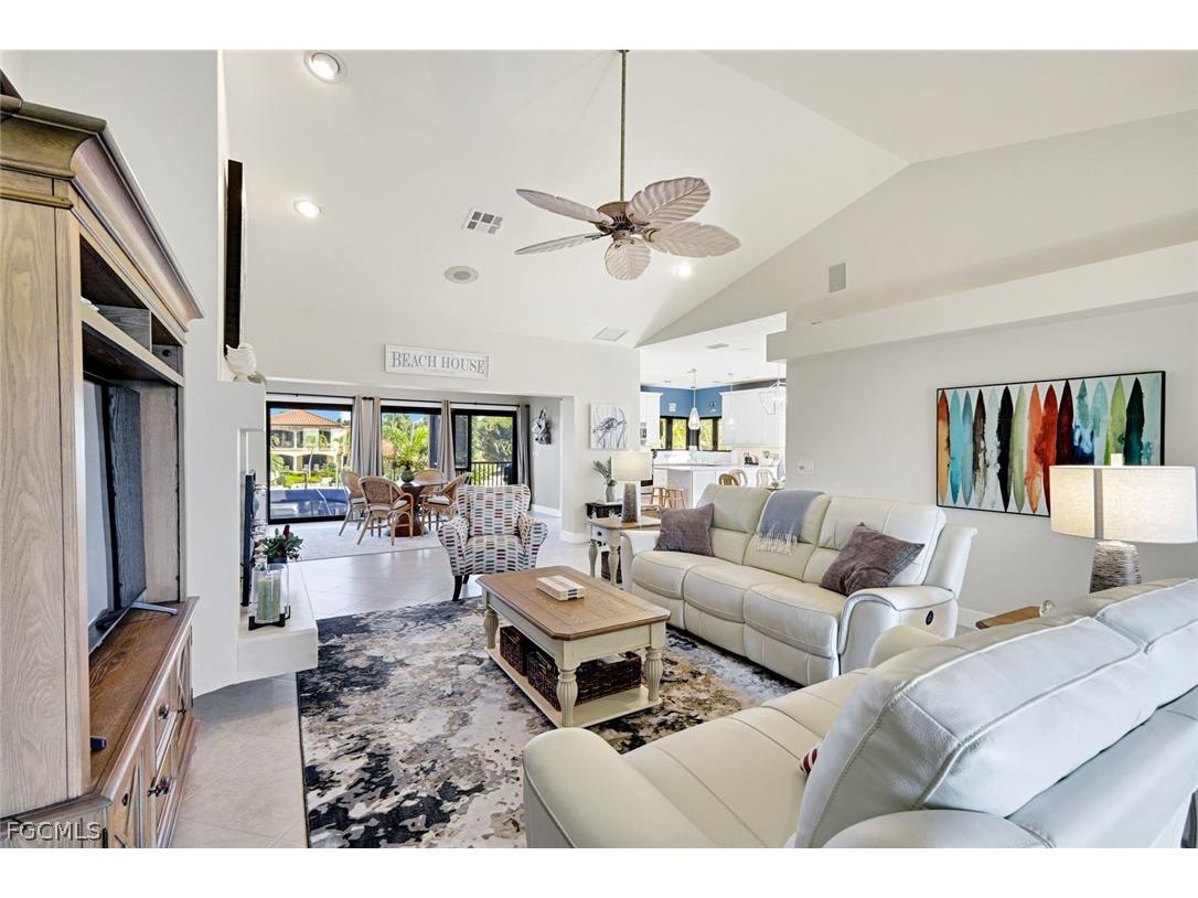 1126 Harbour Cottage Court Sanibel FL 33957 2026006743 image8