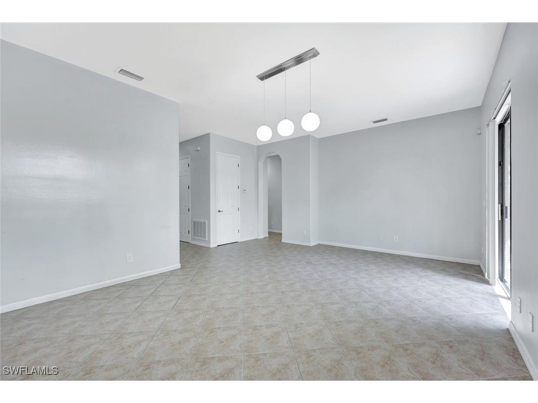 1126 Medan Court N #35 Naples FL 34113 225044822 image5