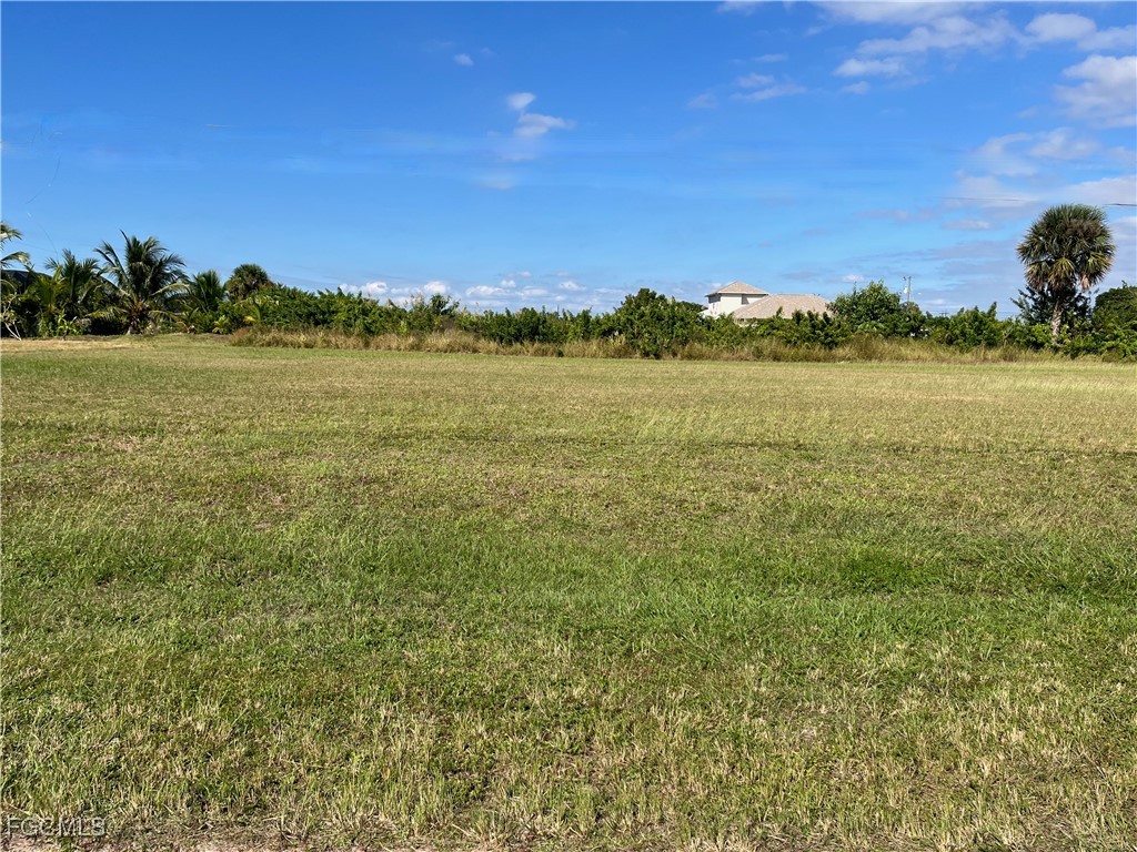 1126 NE 39th Street Cape Coral FL 33909 2025016854 image3