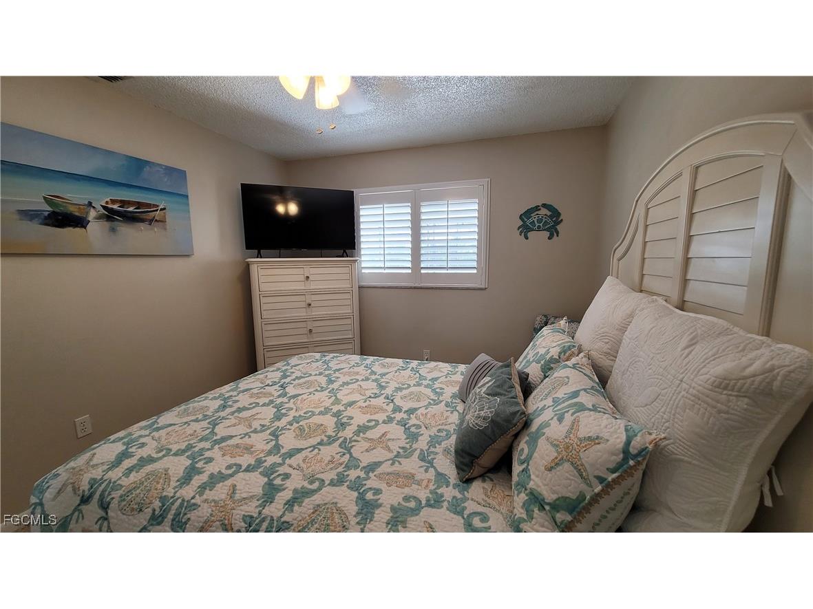 1126 SE 13th Terrace Cape Coral FL 33990 2026005797 image22