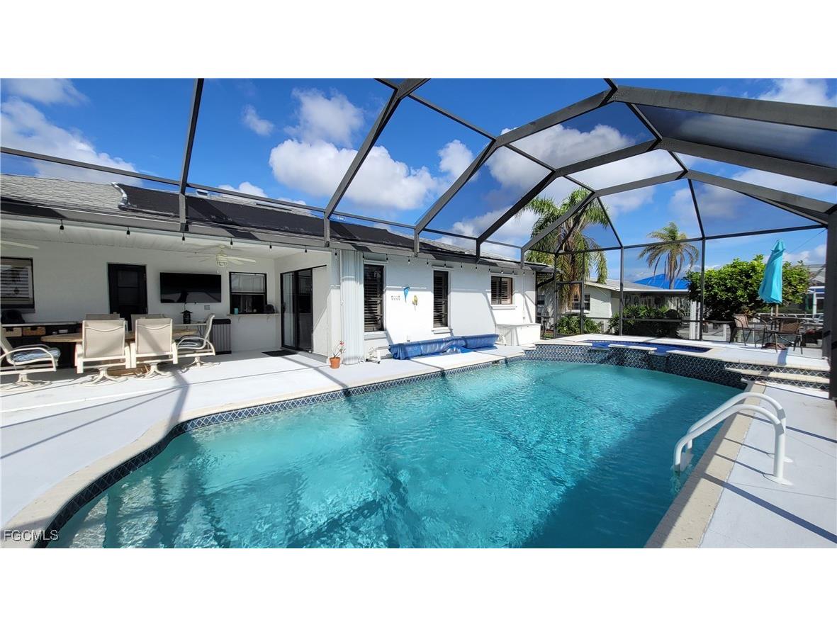 1126 SE 13th Terrace Cape Coral FL 33990 2026005797 image31