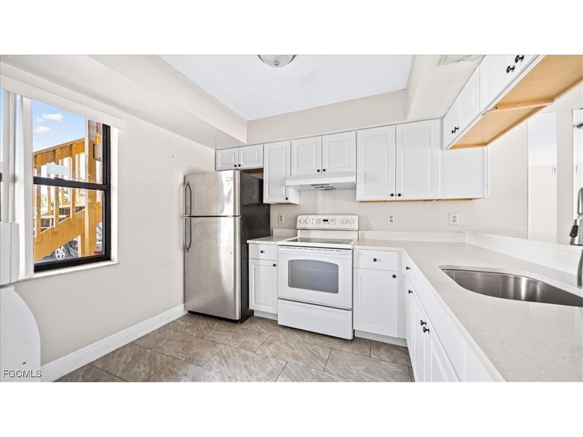 1126 SE 8th Street Cape Coral FL 33990 2025021340 image28