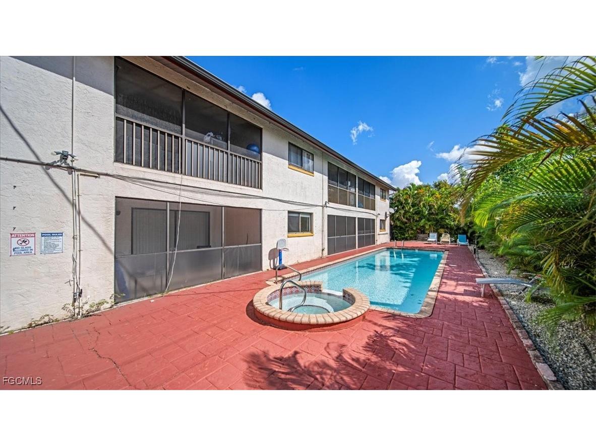 1126 SE 8th Street Cape Coral FL 33990 2025021340 image6