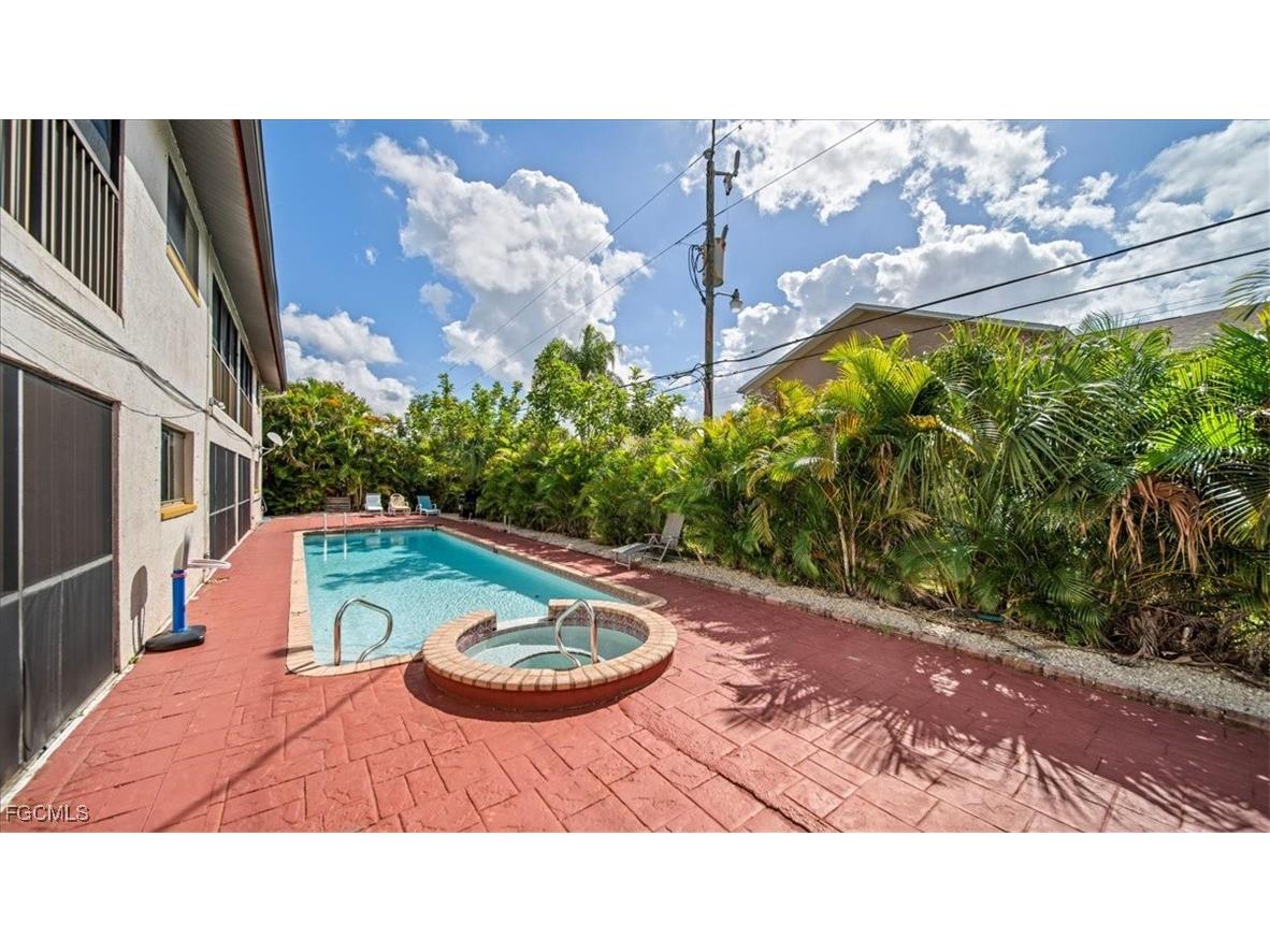 1126 SE 8th Street Cape Coral FL 33990 2025021340 image7