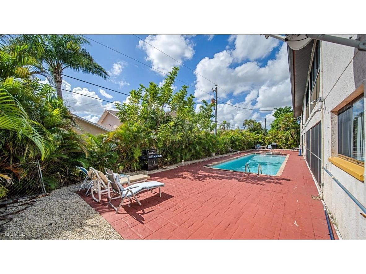 1126 SE 8th Street Cape Coral FL 33990 2025021340 image9