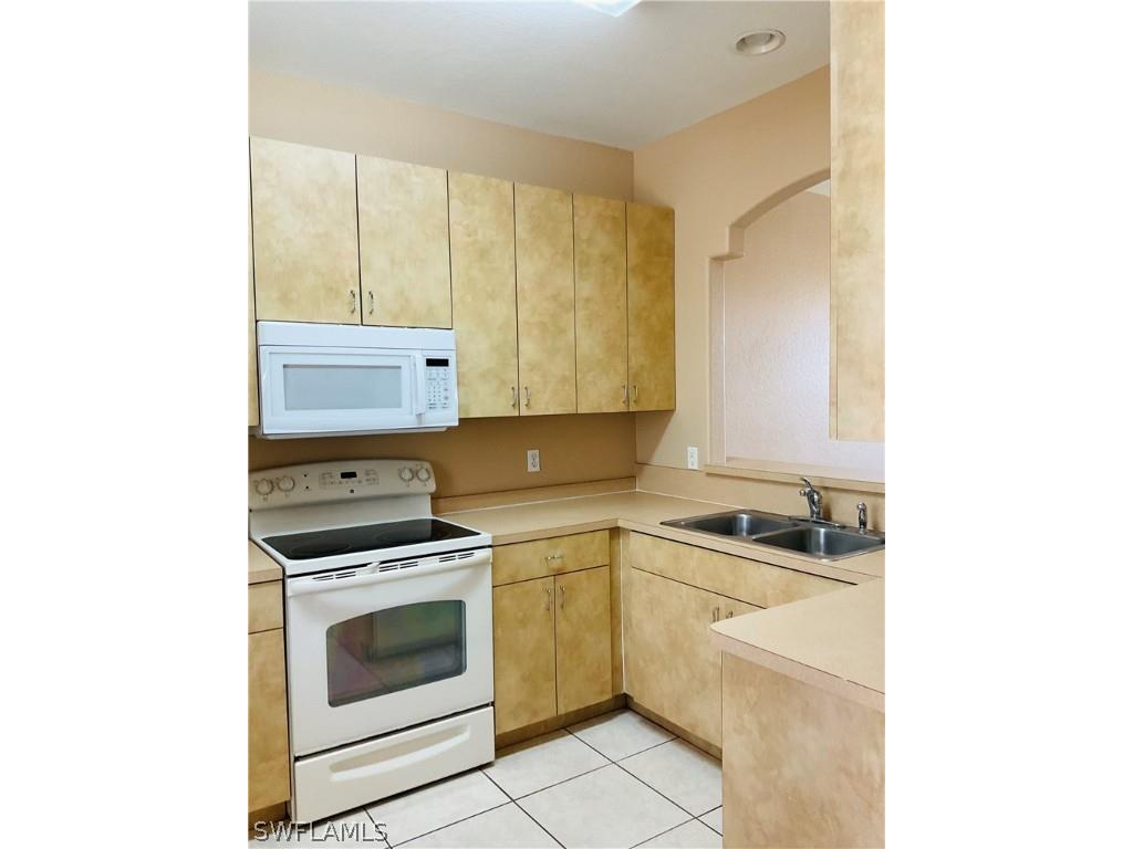 1126 SW 47th Terrace #202 Cape Coral FL 33914 224033180 image1