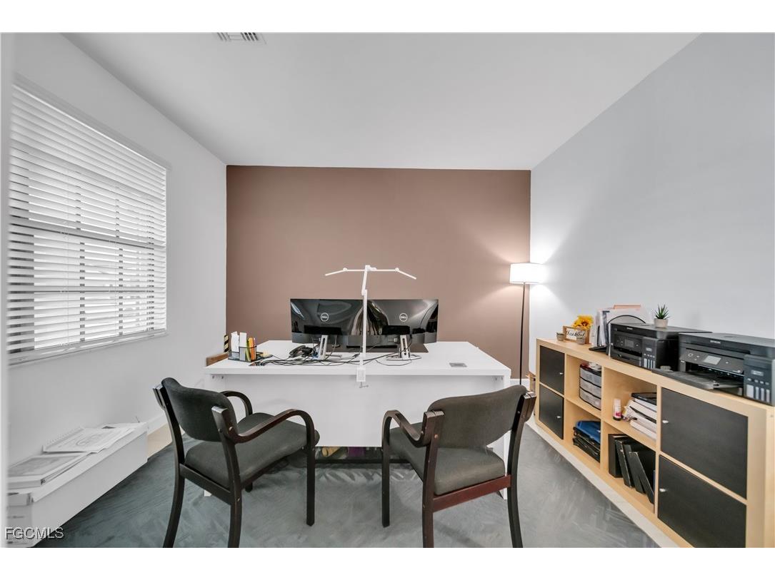 11264 Canopy Loop Fort Myers FL 33913 2025014928 image12