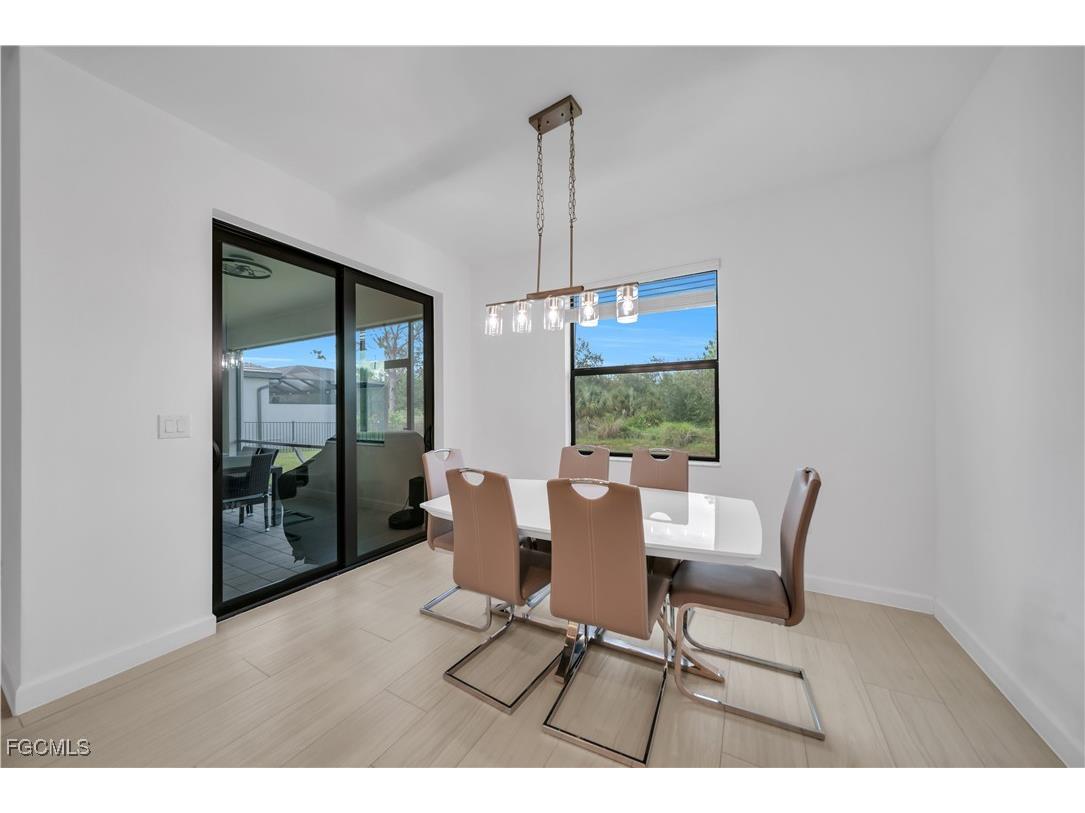 11264 Canopy Loop Fort Myers FL 33913 2025014928 image17