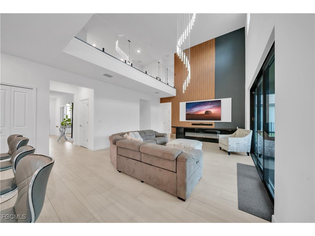 11264 Canopy Loop Fort Myers FL 33913 2025014928 image18