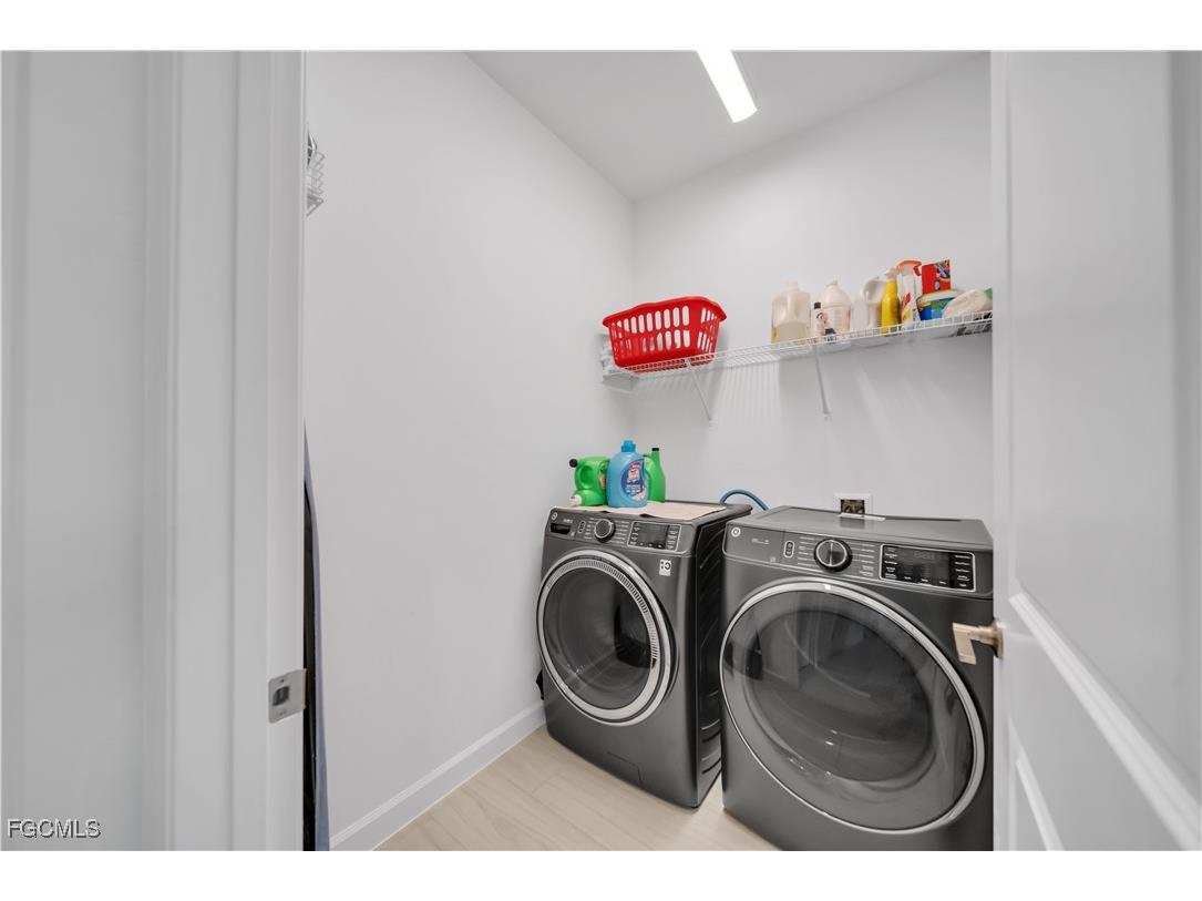 11264 Canopy Loop Fort Myers FL 33913 2025014928 image22