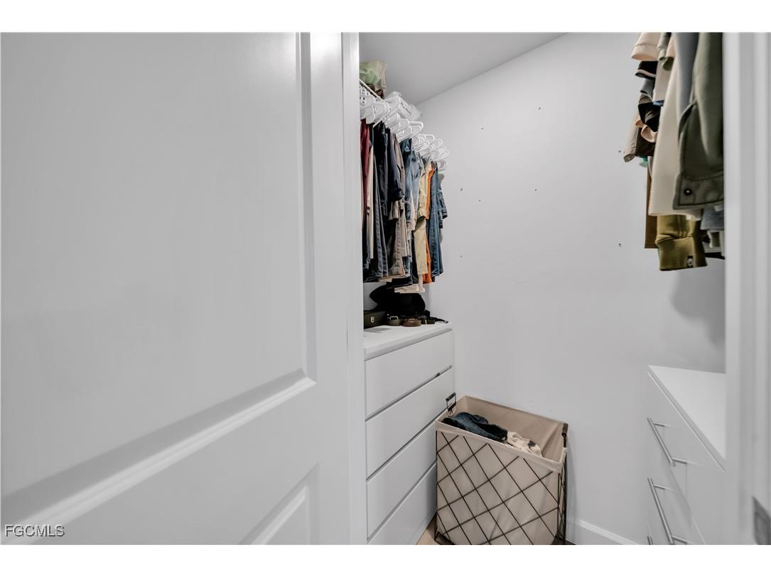 11264 Canopy Loop Fort Myers FL 33913 2025014928 image32