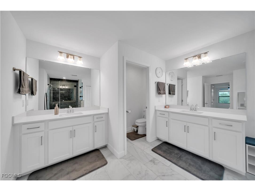 11264 Canopy Loop Fort Myers FL 33913 2025014928 image35