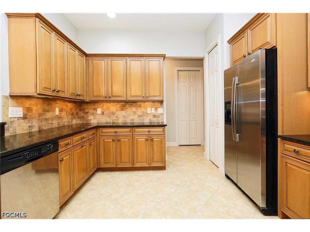 11265 Suffield Street Fort Myers FL 33913 2026023934 image12
