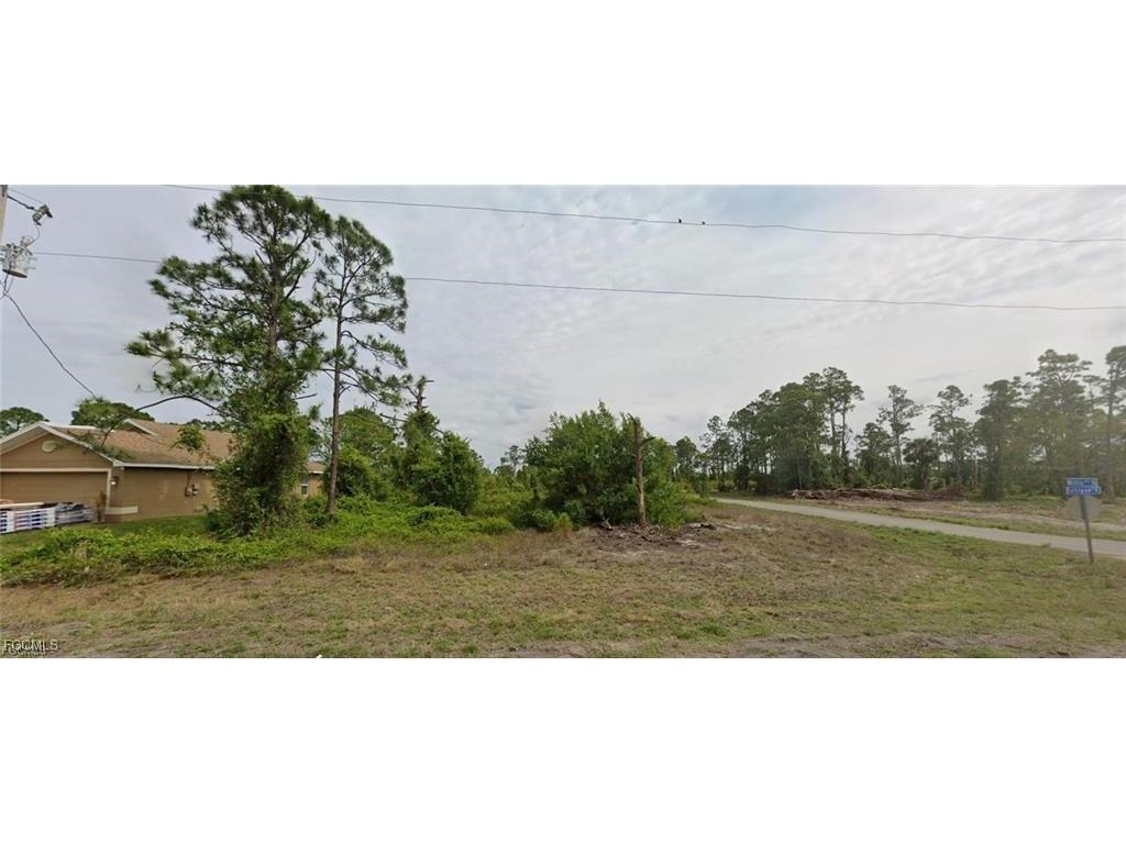 1127 Eclipse Street E Lehigh Acres FL 33974 2026004711 image3