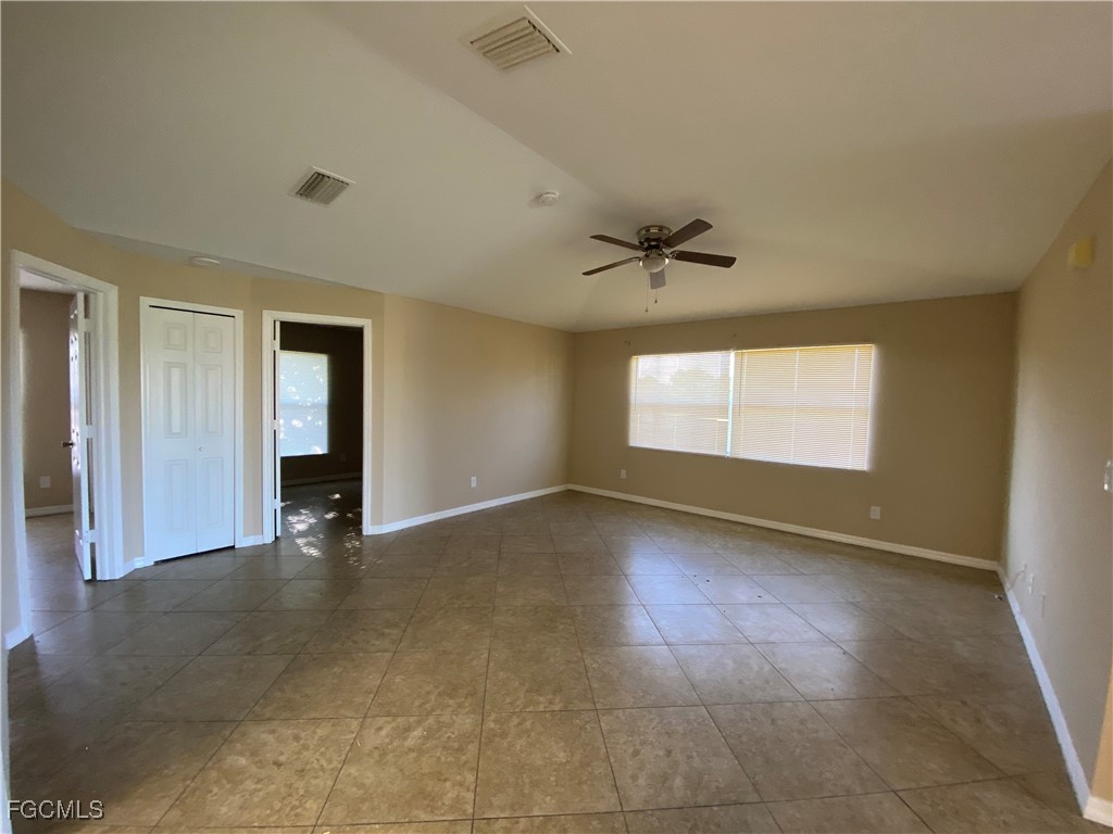 1127 Gilbert Avenue S Lehigh Acres FL 33973 2025023424 image4