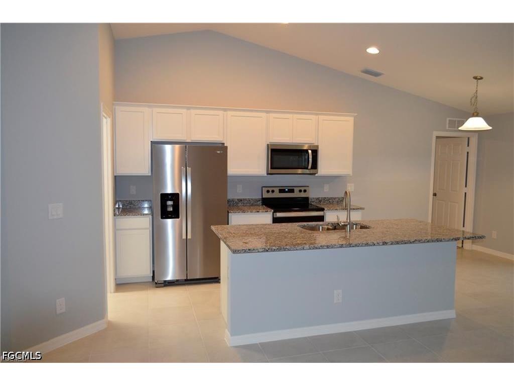1127 NE 10th Street Cape Coral FL 33909 2026025965 image2