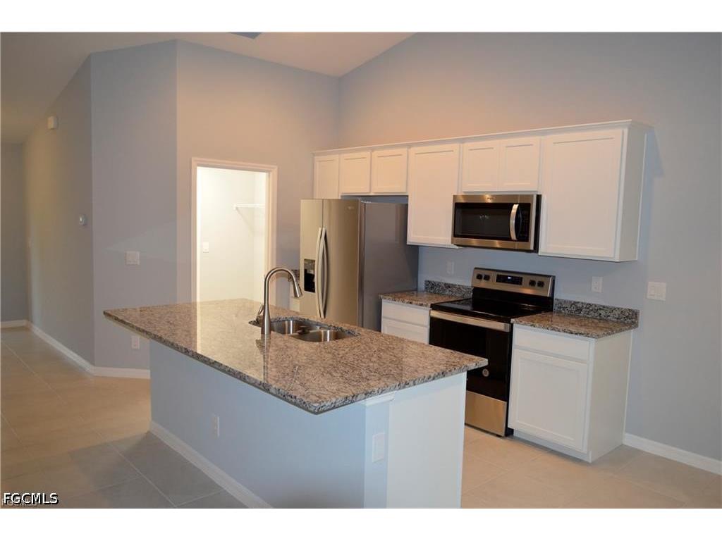1127 NE 10th Street Cape Coral FL 33909 2026025965 image3