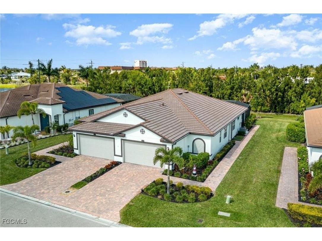 1127 S Town And River Drive Fort Myers FL 33919 2025024364 image1