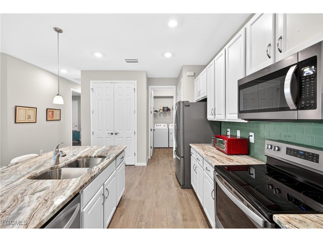 1127 S Town And River Drive Fort Myers FL 33919 2025024364 image14