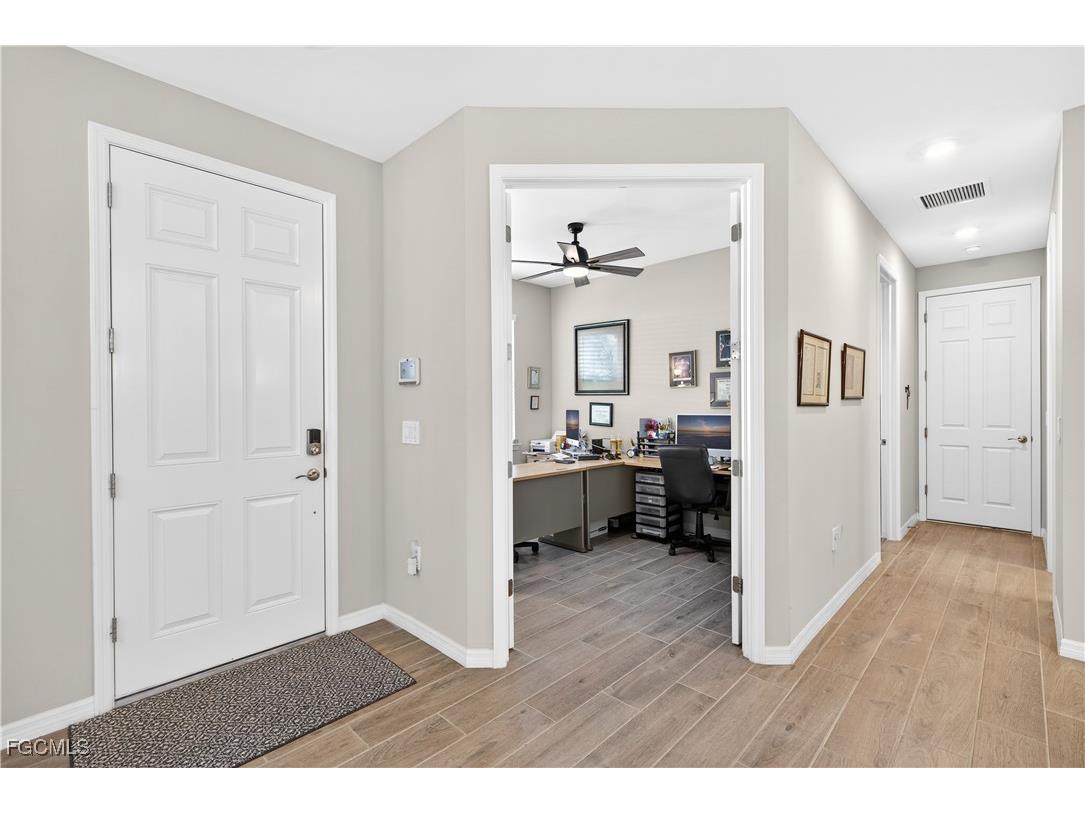1127 S Town And River Drive Fort Myers FL 33919 2025024364 image15